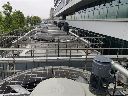 橫流冷卻塔進水溫差的控制標準內容(中央空調冷卻塔水溫是多少)