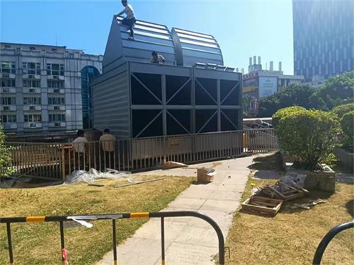 要想知道開式冷卻塔的水是如何冷卻，必須明白其散熱原